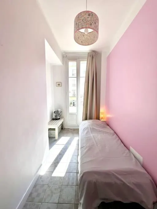 Grand Dans 8 Couchages * Paris