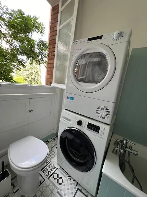 Apartment Grand Dans 8 Couchages *